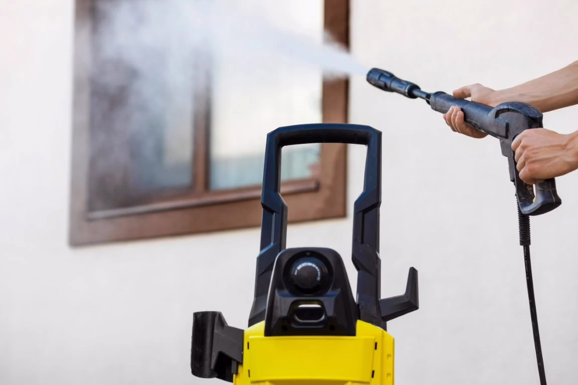 Pressure Washing Your Home - Columbus, OH